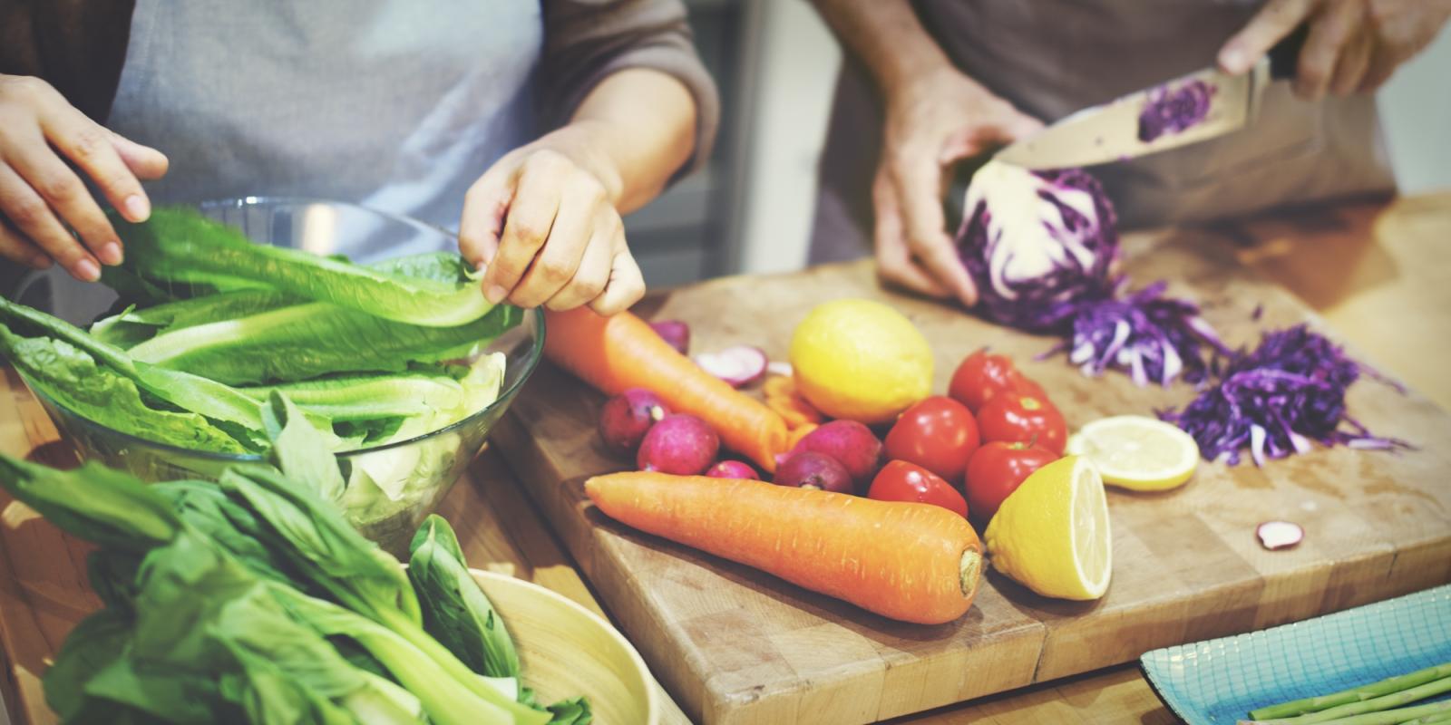 Featured image for Frequent Nutrition Screening/Elders with Cancer