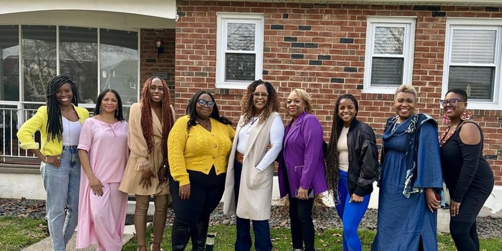hey_auntie_group_photo